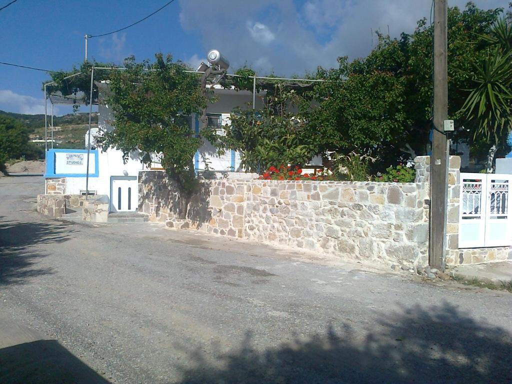 קפלוס Dionysia Studios מראה חיצוני תמונה